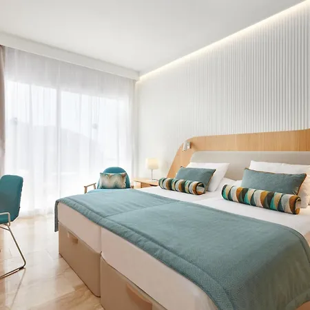 Grupotel Playa - Adults Only 호텔